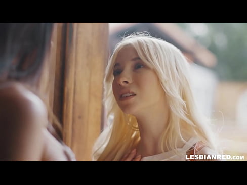 ❤️ A nena chega a casa uns meses despois e acaba comendo o coño da súa madrastra ❤️❌ Porno a nós gl.pornolymp.ru ️❤